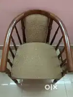 Like New 5 seater sofa chairs and centre table, read full advt