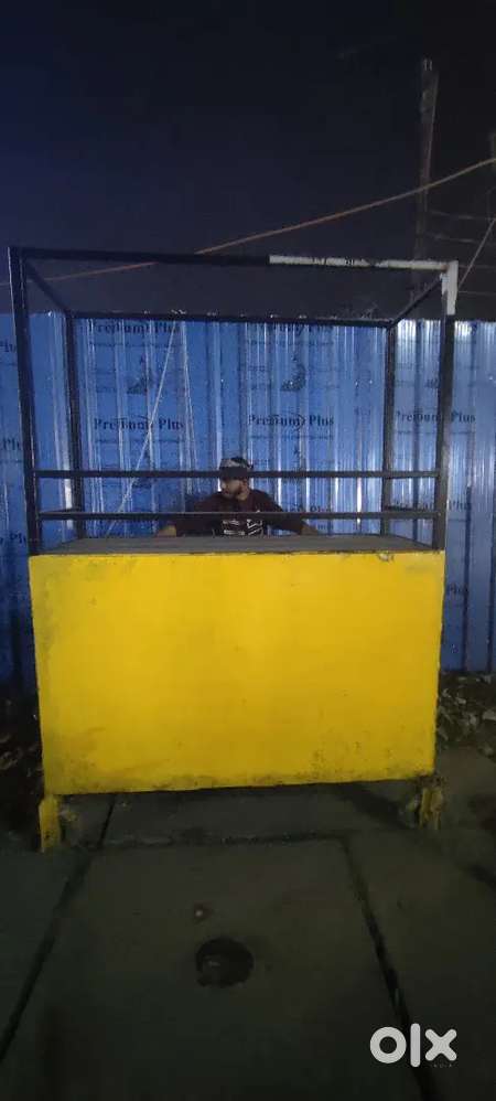 Fast food counter loha