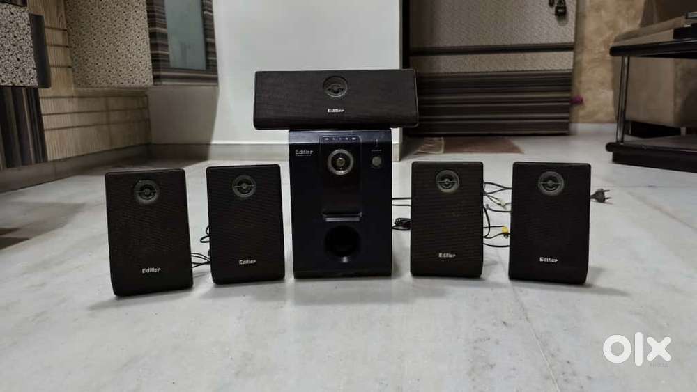 5 in 1 speaker system (Edifier)