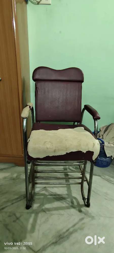 Parlour chair