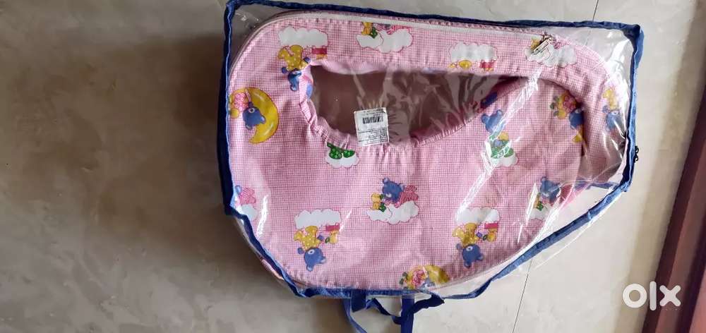 Babyhug brand feeding pillow(Negotiable)