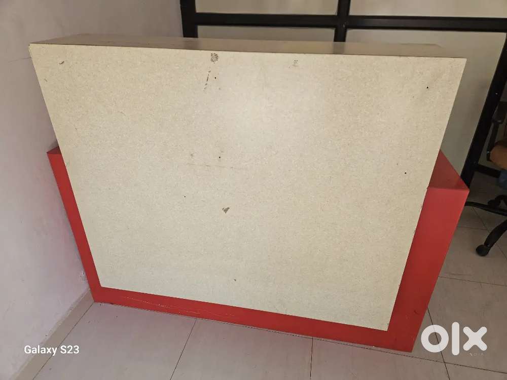 Girl /women available 1room kitchen and bedroom for pg,