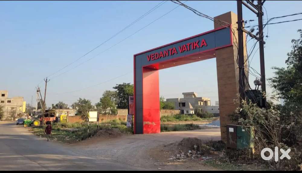 PLOT SALE GATED SOCIETY HIRAPUR