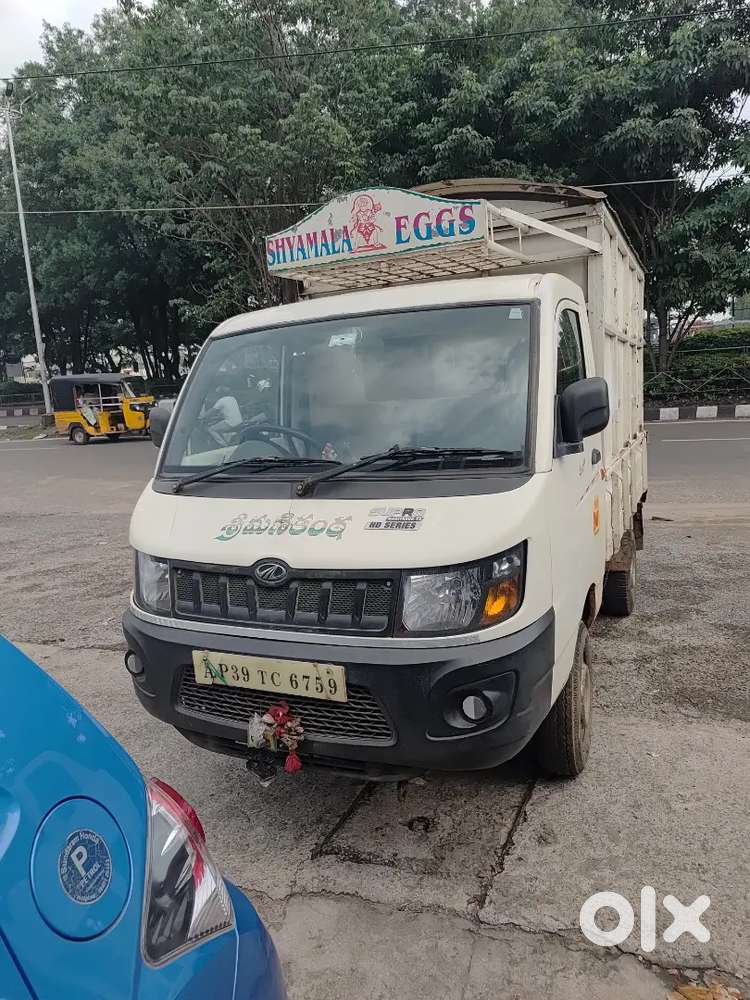 Mahindra Supro Maxi Truck,Complete Showroom Maintainance