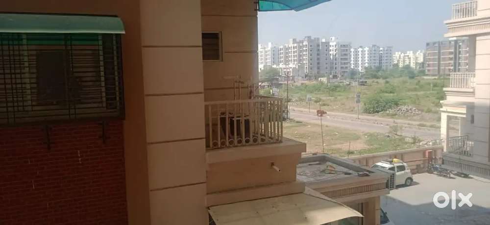 I want sell my flat based at bhayali.