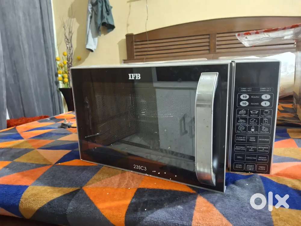 Microwave Oven