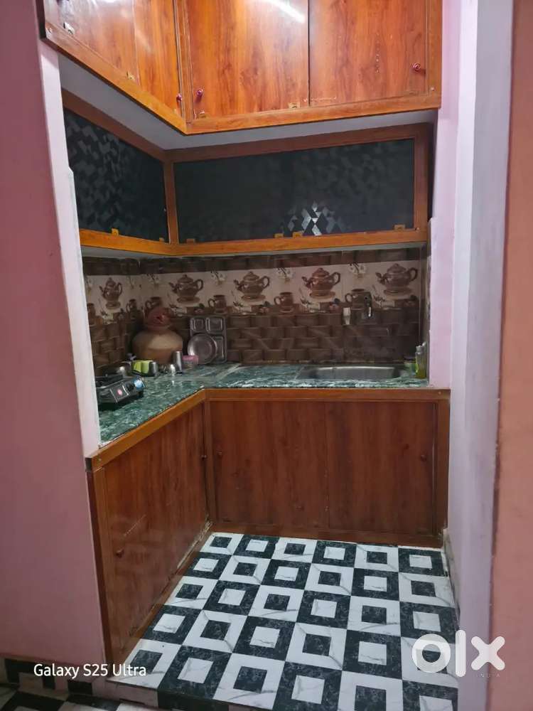 Room rent me dalna he