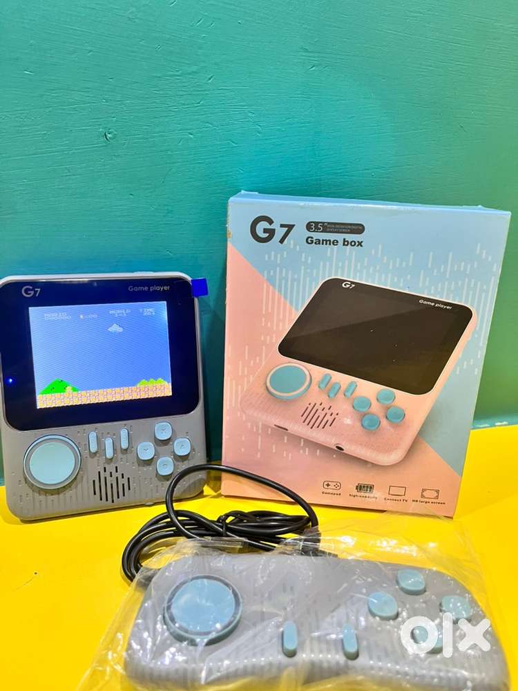 Handheld G7 Vediogame with Remote