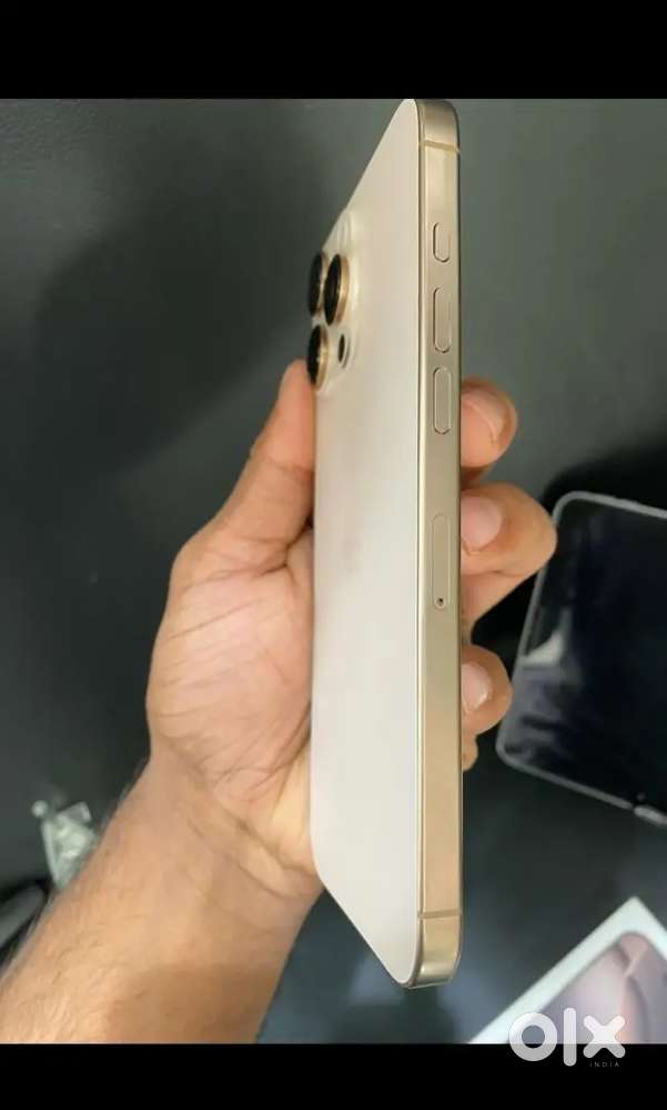 Get iphone 16 pro refurbished model in genuine price