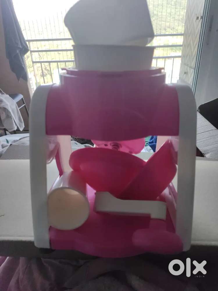 Golaa making machine