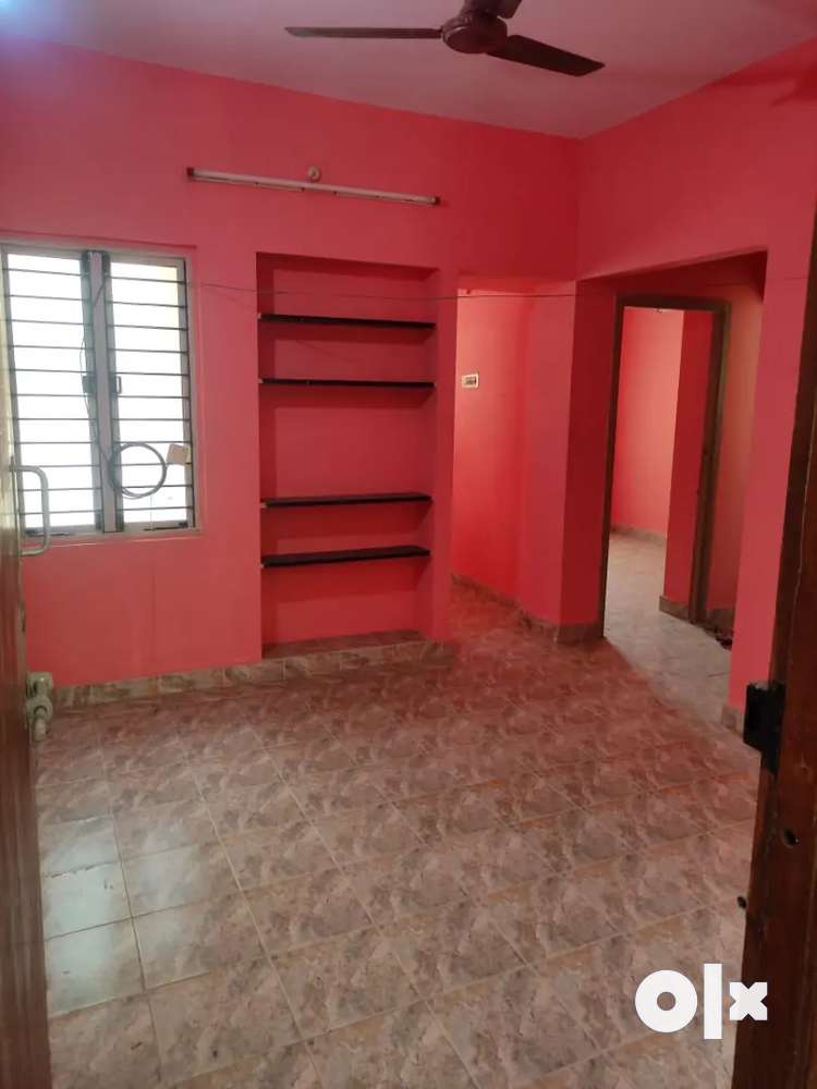 Flat for rent in TNHB