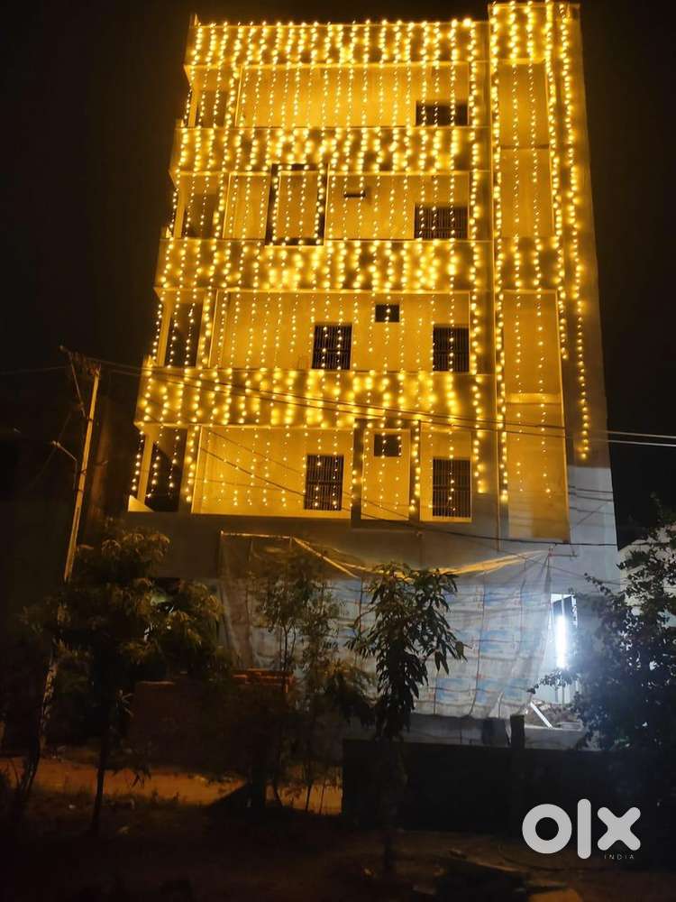 2bhk with 24/7 water and electricity