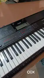 Casio CT-X700