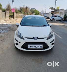 Ford Fiesta 2011-2013 Petrol Style, 2011, Petrol