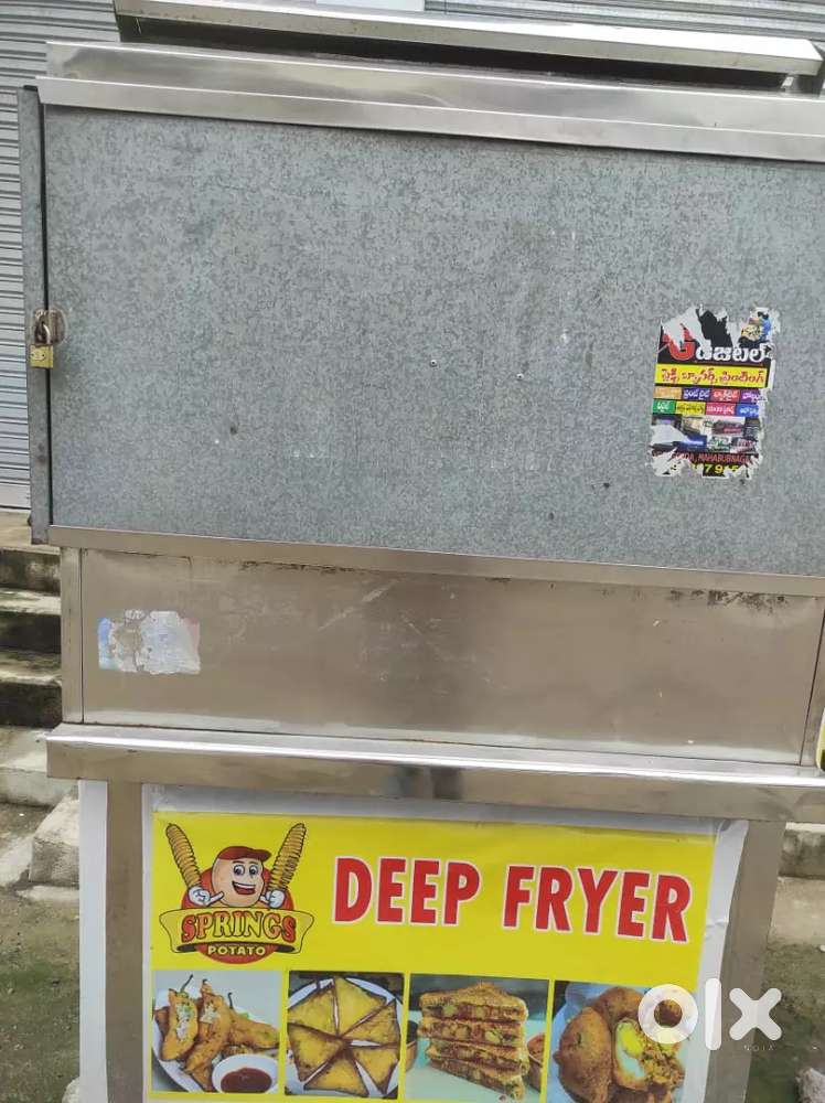 Panipuri samosa stand