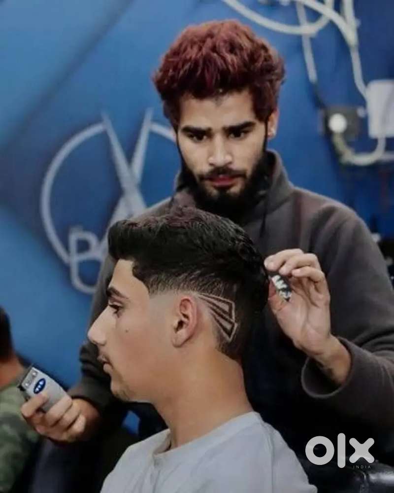 Hair stylist men