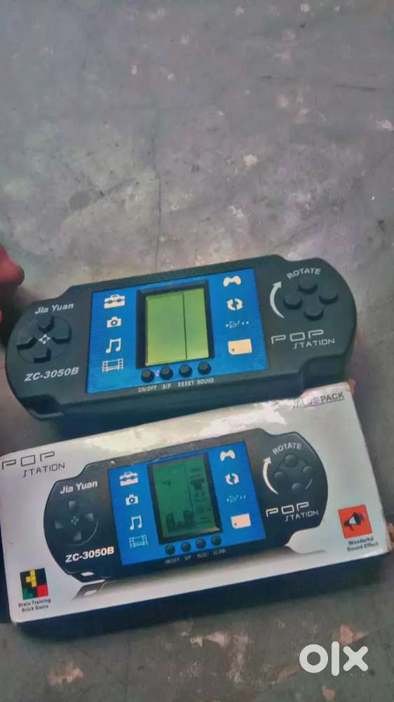Retro POP Station ZC-3050B  Classic Brick Game  Perfect Nostalgia Toy!