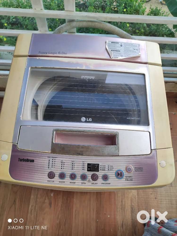 LG brand washing machine,Fuzzy logic , 6kg capacity