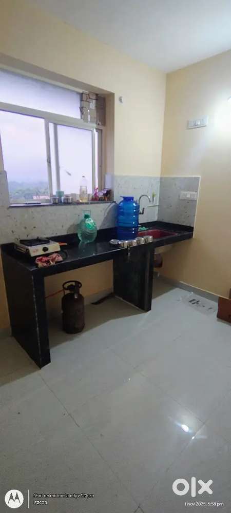 Roommate required, MH preferred