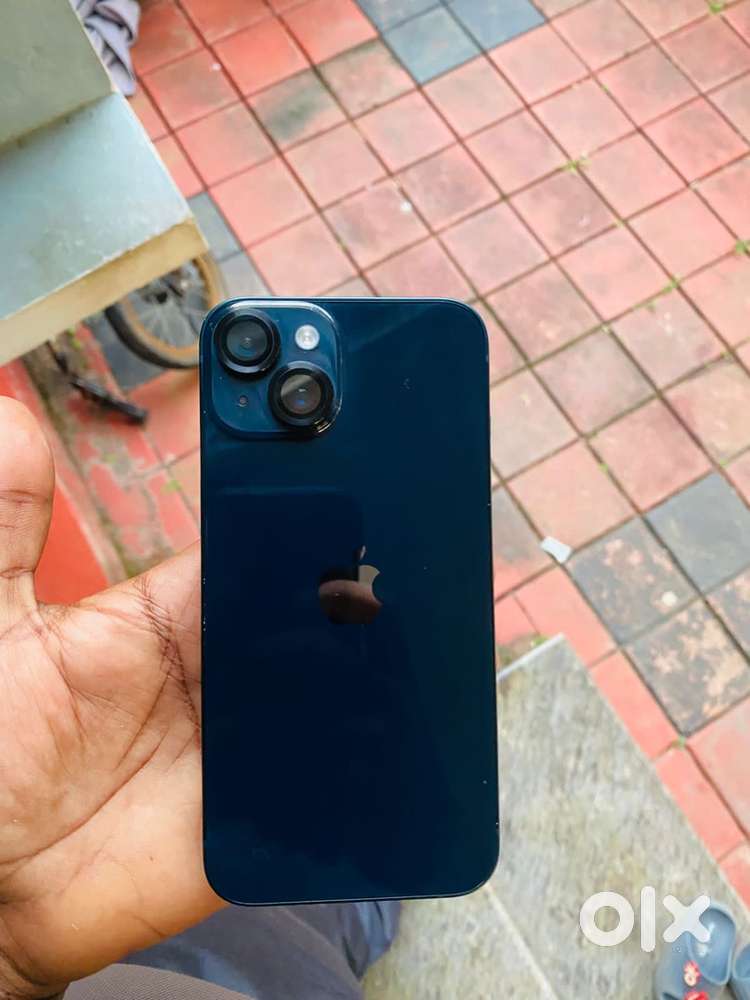 Iphone 14 navy blue