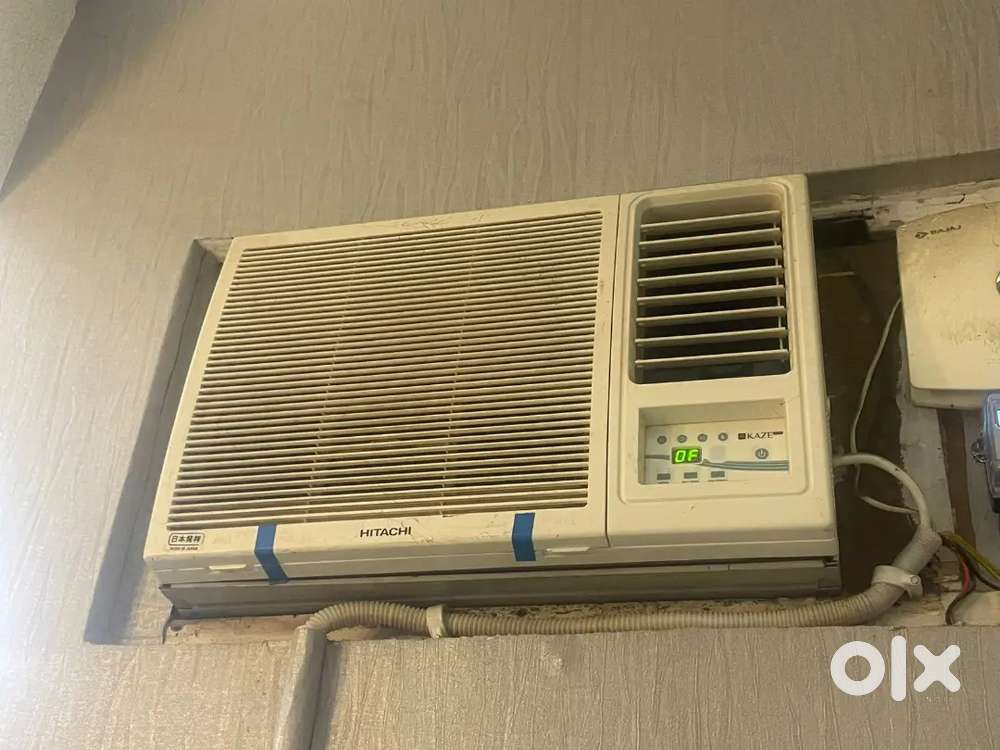 Hitachi 3 month old Ac