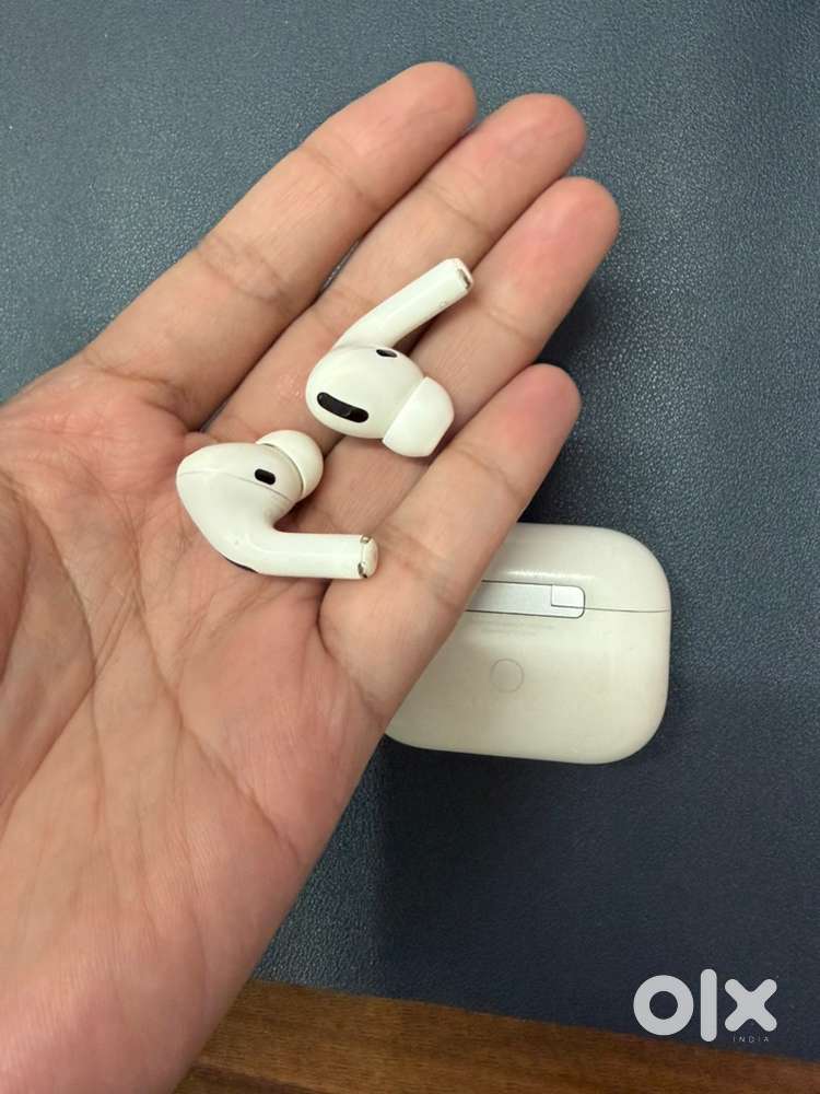 Airpods Pro (Good Condition)