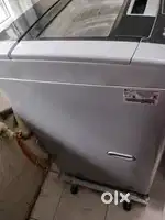 Urgent sell 7 kg washing machine
