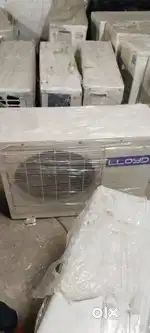 Lloyd AC in second hand good condition