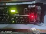2 speaker  1 machin
