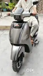 Only 16 din purani hai koi bhi kami nahi hai bilkul ok condition me he