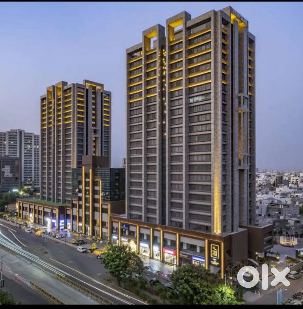 OFFICE SPACE FOR RENT NR NANA MUVA CIRCLE