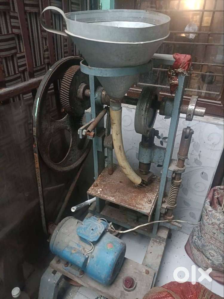 Camphor machine