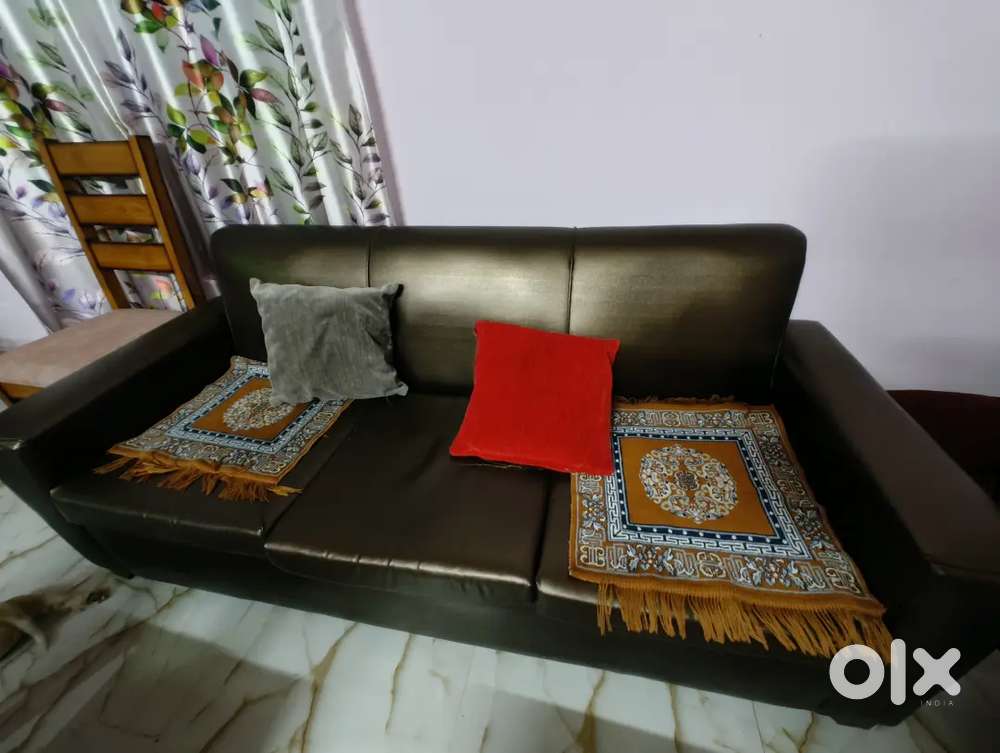 5 Seater Sofa Premium Cushioning Sofa (Rexine)