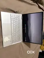 11th Gen Intel Core i7 Laptop  8GB RAM  Touchscreen