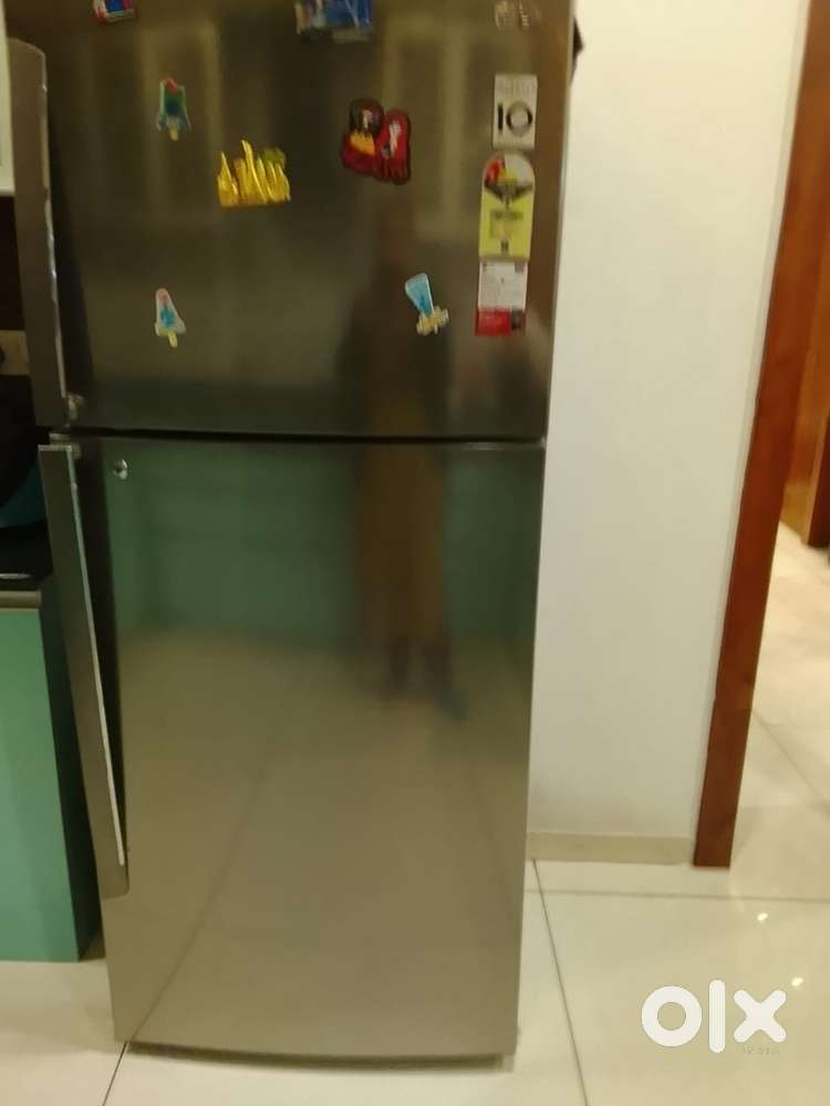 LG double door fridge with 437 liter capacity