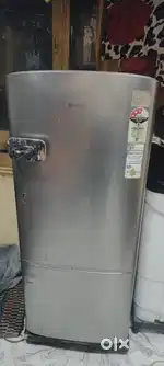 2019 model samsung fridge good condition