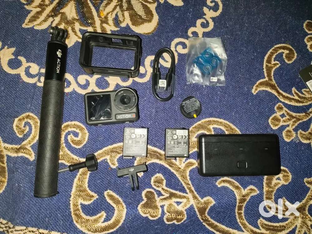 Dji action 4 adventure combo 3 battery with charging box 4 month17 day