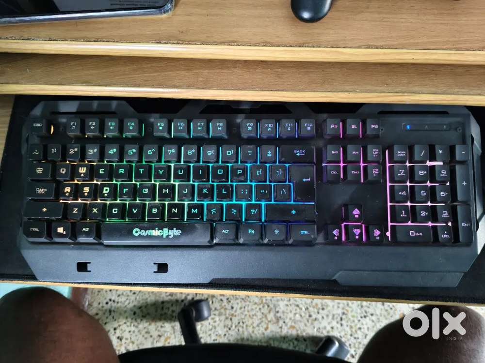 Cosmic Byte RGB keyboard