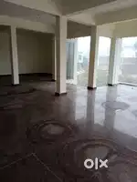 Thrée floor building