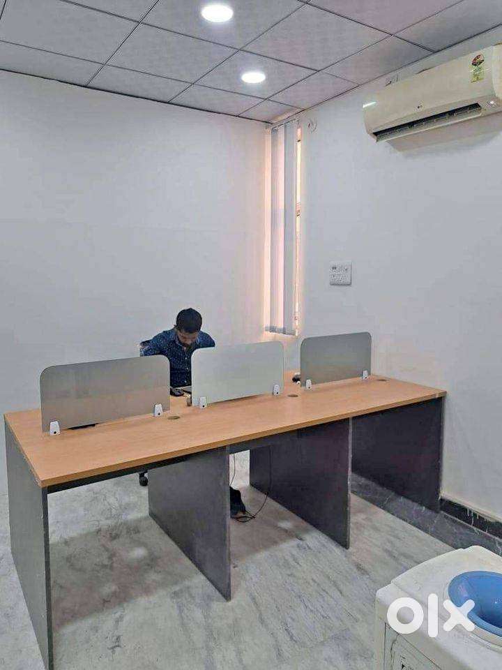 1Director Cabin, 6Workstations. Office Space For Rent In Noida Sec 15.