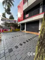 First Floor Shoproom for rent