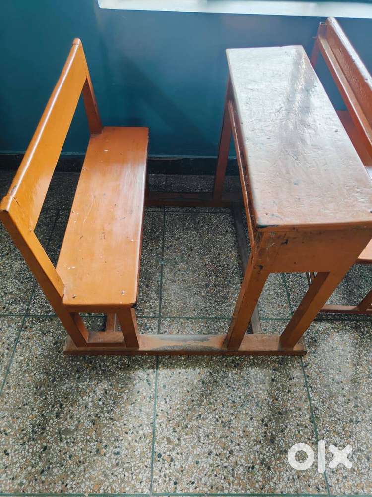 SCHOOL STUDENTS BENCHES