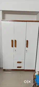New 3 door wordrobe double combination