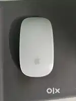 Apple Magic Mouse ( Bluetooth ) - Mint Condition