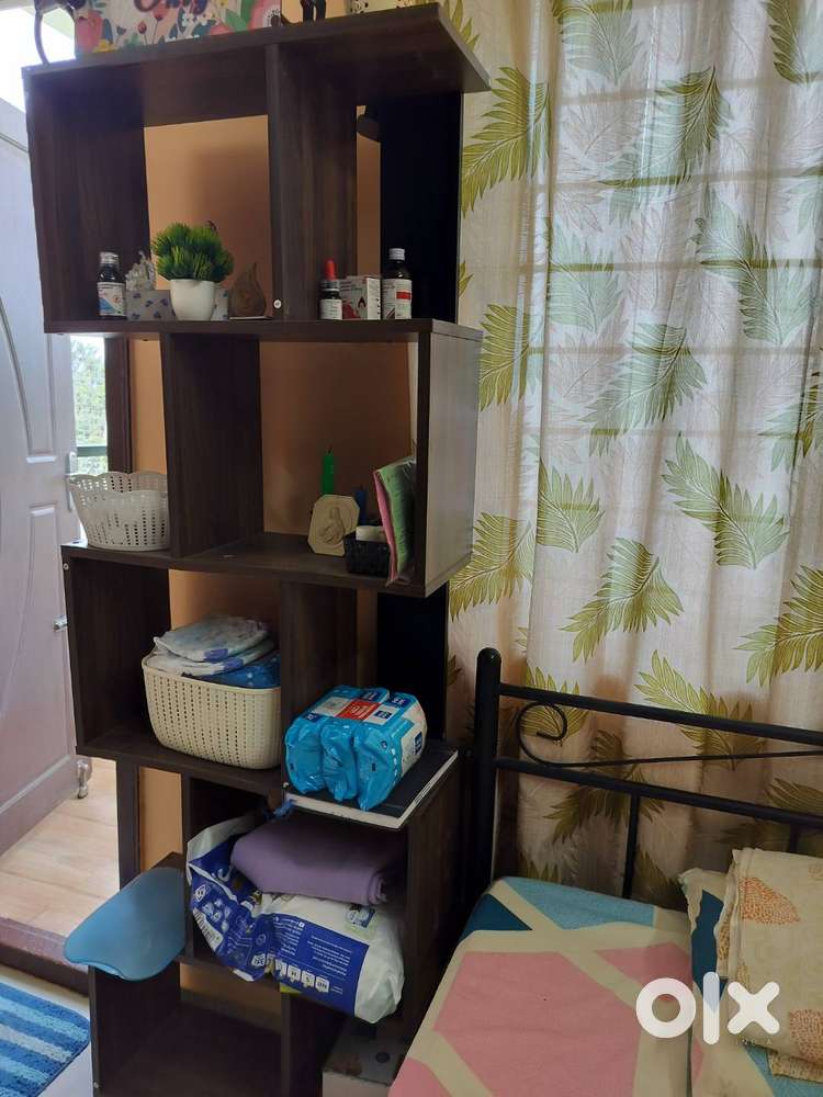 Book shelf