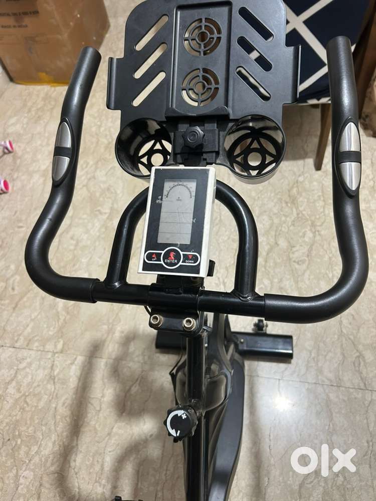 Static cycle for gym and home