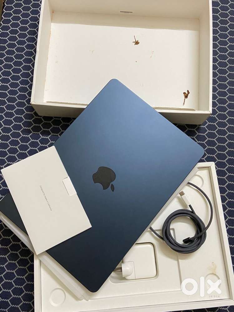 Brand New Macbook M2 With Unbox  With Box and Bill Warrenty Upto 2027