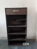 Wooden shelf rack