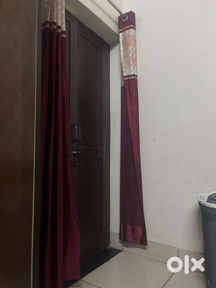 Curtain in red colour pair of 8 pcs