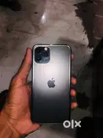 iphone 11 Pro 512 Gb display change face id of  71%battry clean condit
